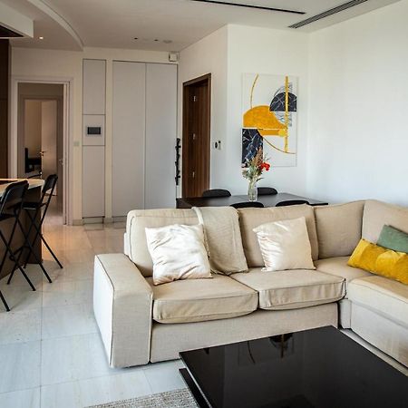Phaedrus Living: 360 Tower Luxury Flat Apartment Nicosia Luaran gambar